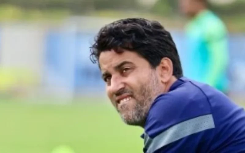 نعي محزن.. إبراهيم فايق يودع والدة محمود فتح الله